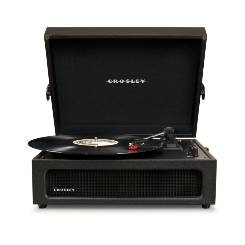 Crosley Voyager Black – Bluetooth Portable Turntable V398-CRIW8017B-BK4