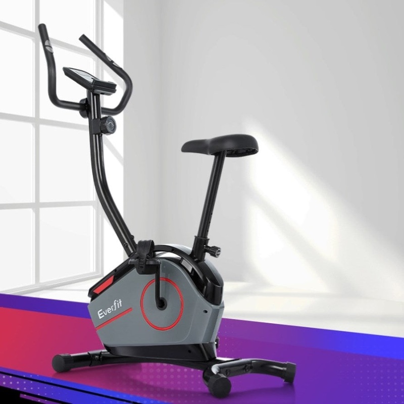 Everfit Magnetic Exercise Bike 8 Levels Upright Bike Fitness Home Gym Cardio EB-H-MB-04-BK