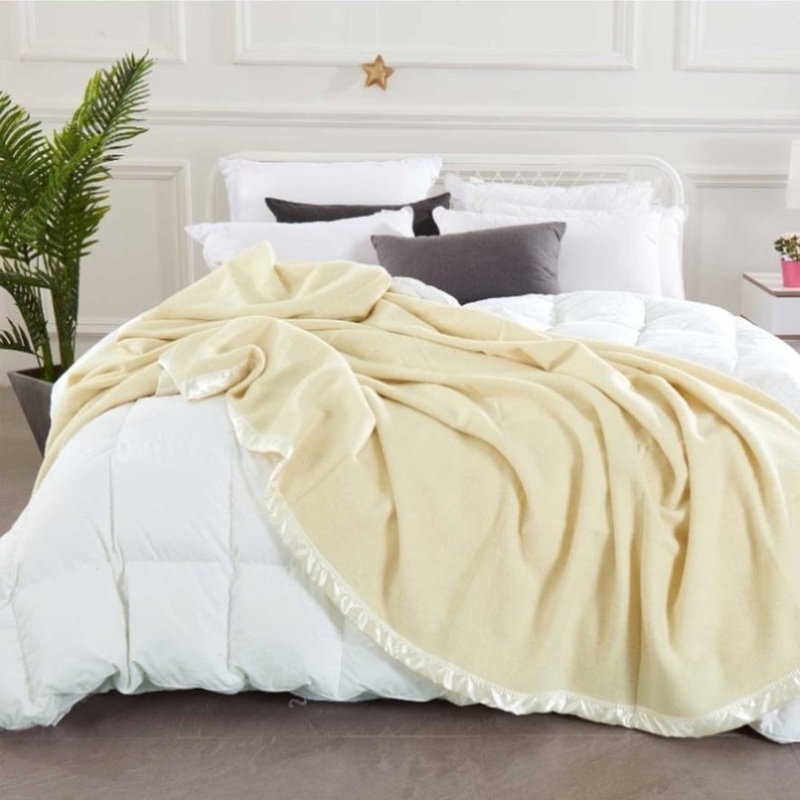 Alastairs Australian Merino Wool Blanket Cream – King V442-MFL-BLANKET-MERINOWOOL-CREAM-KI