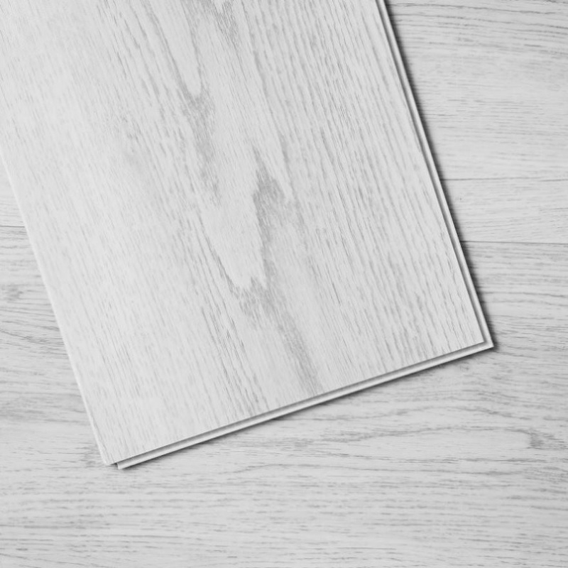 VEVOR Interlocking Vinyl Floor Tiles 48 x 7.3 inch, 10 Tiles 5.5mm Thick Snap Together, Light Gray V952-LSYXJDDLSQHMPROS8V0