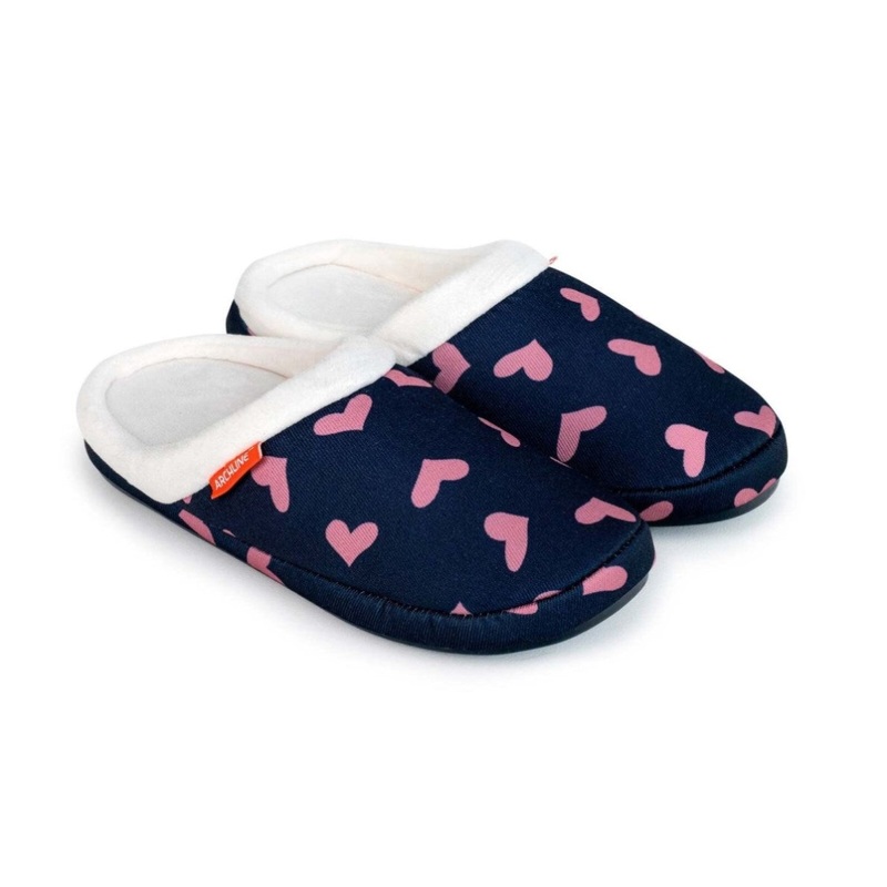 ARCHLINE Orthotic Slippers Slip On Scuffs Pain Relief Moccasins – Navy with Hearts – EUR 35 V563-AS302-35