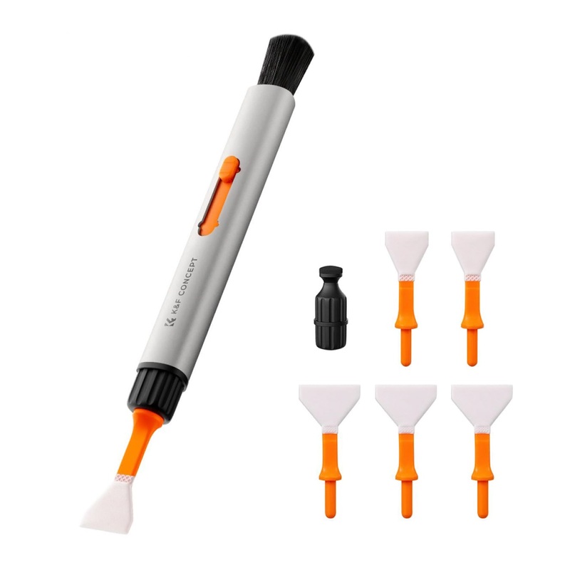 [CLEARANCE] K&F Concept Camera Lens Cleaning Pen Accessories with Fur Brush, Carbon Head, APS-C and Full-Frame Cleaning Swab | 1898