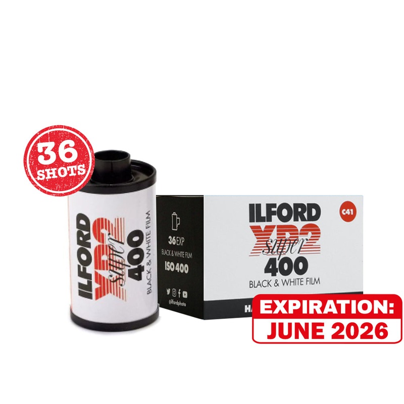 ILFORD XP2 Super 135 35mm ISO 400 Black and White Negative Film with 36 Exposures, Very Wide Exposure Latitude, Fine Grain, Sharpness and C41 C-41 Print Process for Film Photography